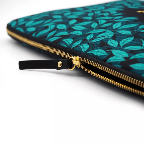 Cover PC 14" - Chat espion