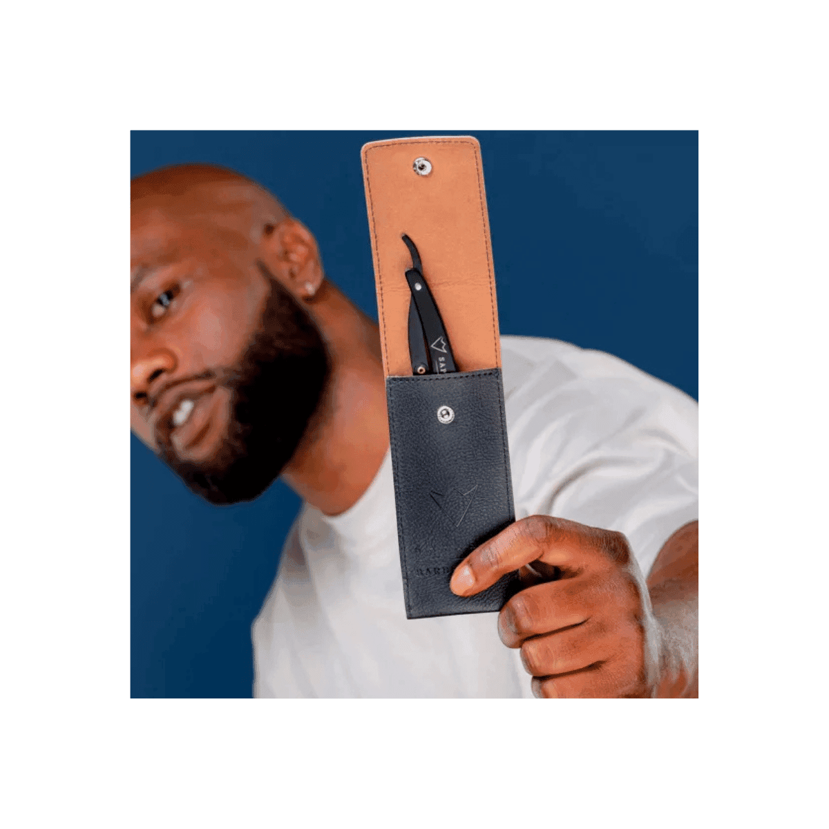 Recht scheermes – Black Edition