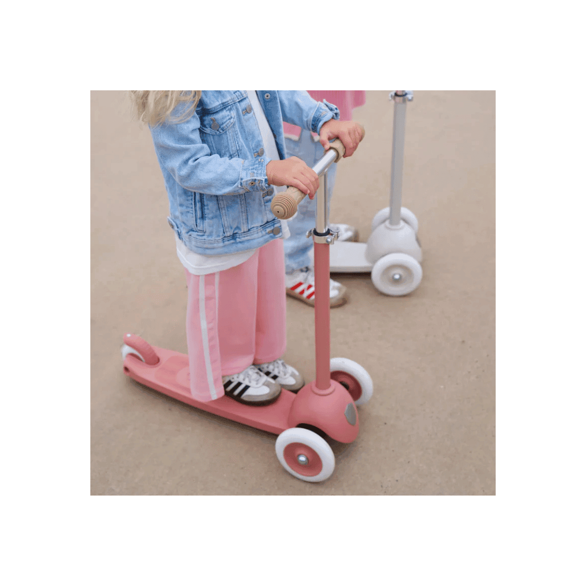 Scooter Banwood Eco Raspberry