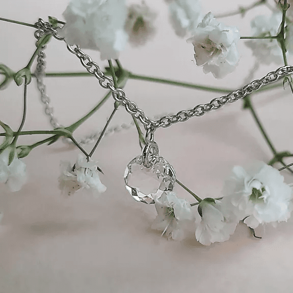 Collier Ras de cou LA MUSE Argenté & Blanc