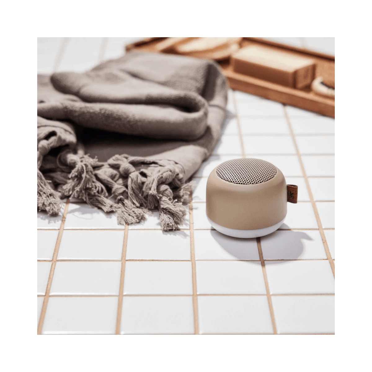 Bluetooth-luidspreker en lamp aLIGHT Ivory Sand