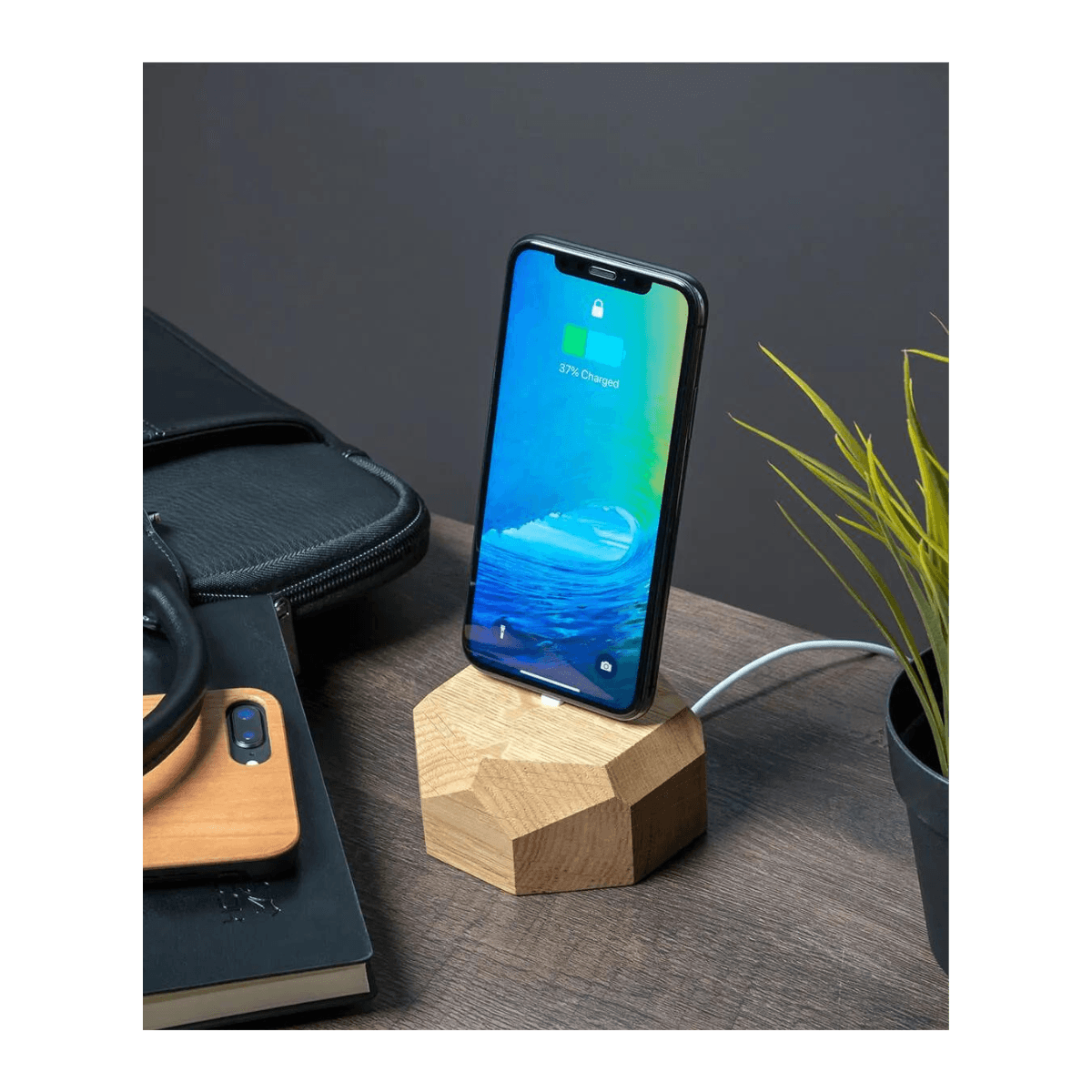 Station de recharge avec voyant lumineux (compatible iPhone 14 et précédents, Lightning Input)